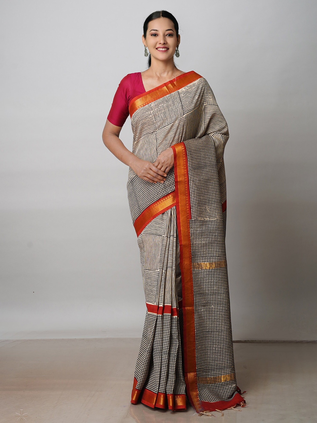 

Unnati Silks Zari Silk Cotton Mangalagiri Saree, Cream