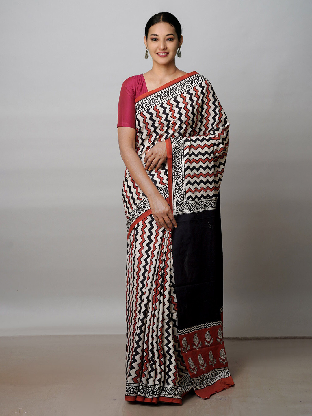 

Unnati Silks Silk Cotton Bagru Saree, White