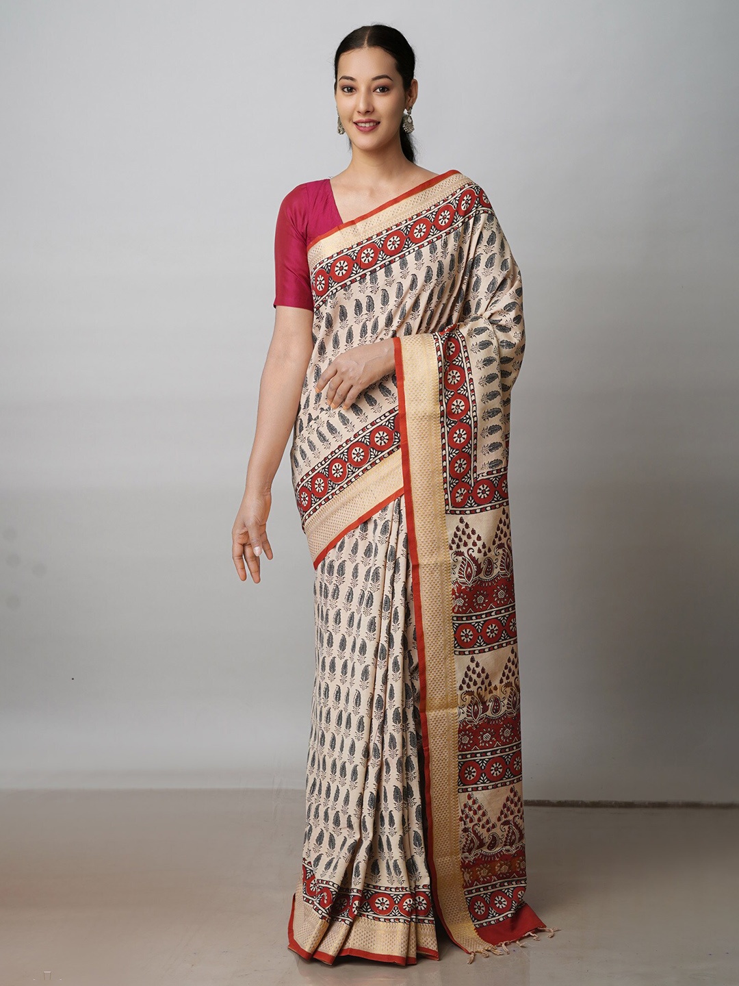 

Unnati Silks Paisley Printed Zari Silk Cotton Mangalagiri Saree, Cream