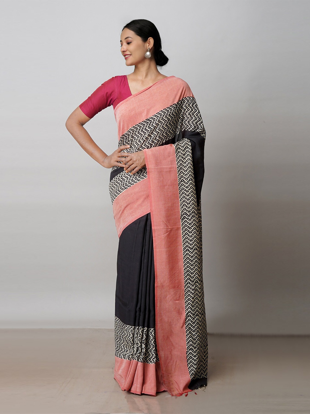 

Unnati Silks Geometric Printed Chettinad Saree, Black