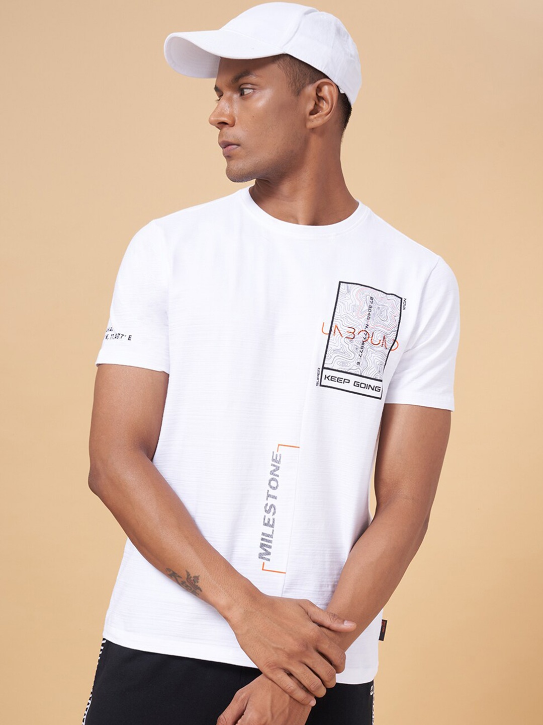 

Ajile by Pantaloons Typography Printed Slim Fit T-Shirt, White