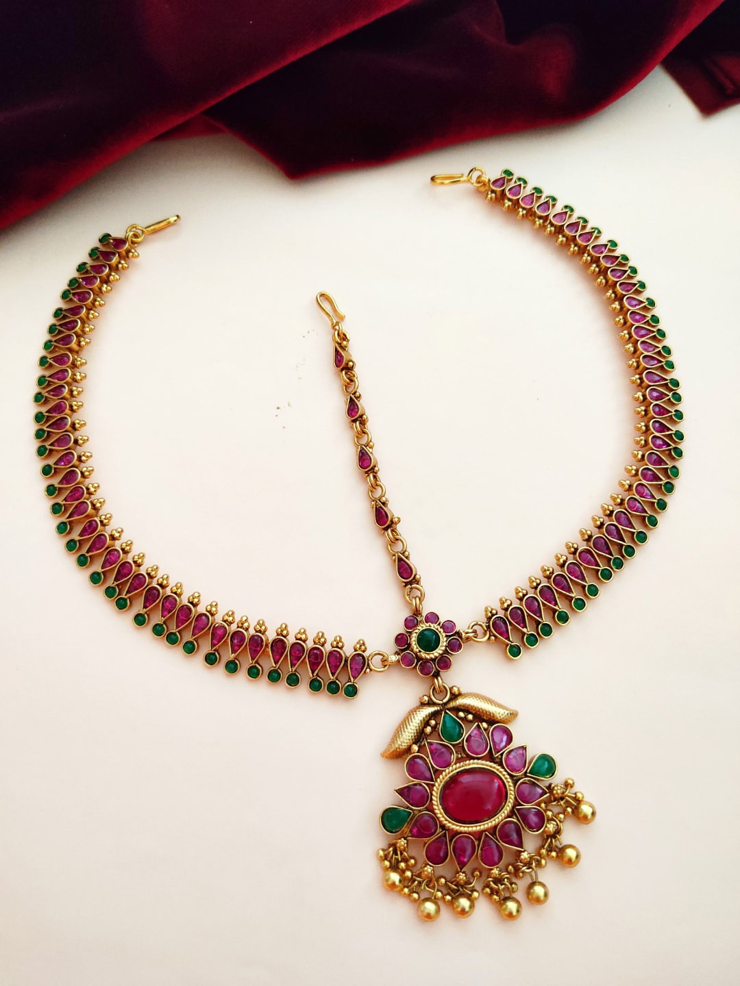 

Pihtara Jewels Gold-Plated Stone Studded & Beaded Matha Patti