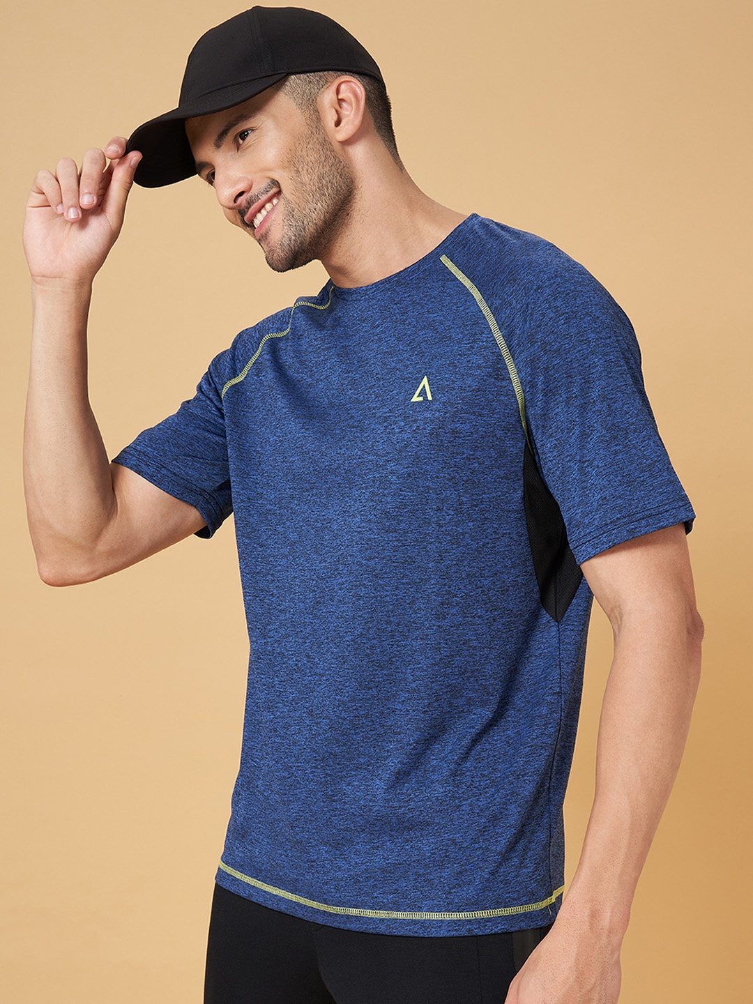 

Street Armor by Pantaloons Self Designed Raglan Sleeves Sports T-shirt, Blue