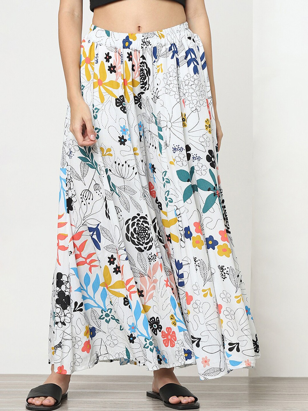 

Marigold Lane Women Floral Printed Flared Palazzos, White