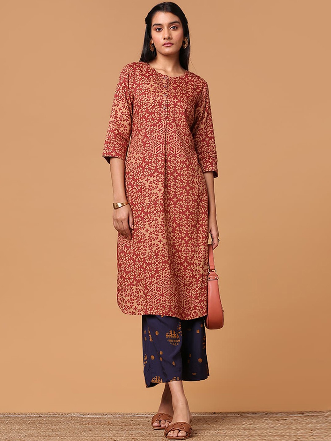 

Marigold Lane Geometric Embroidered Round Neck Kurta, Rust