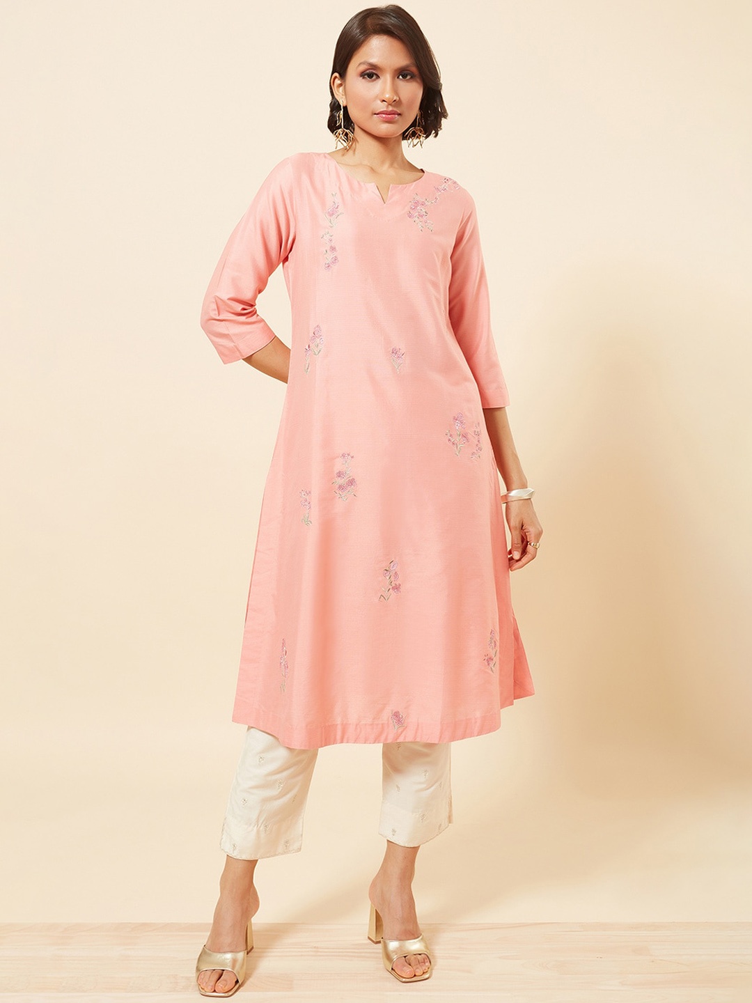 

Marigold Lane Floral Embroidered Silk A-Line Kurta, Pink
