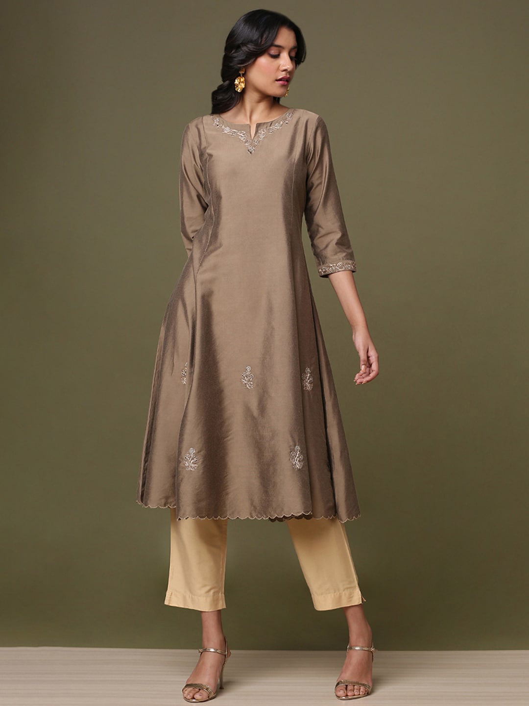 

Marigold Lane Ethnic Motifs Embroidered A-Line Kurta, Brown