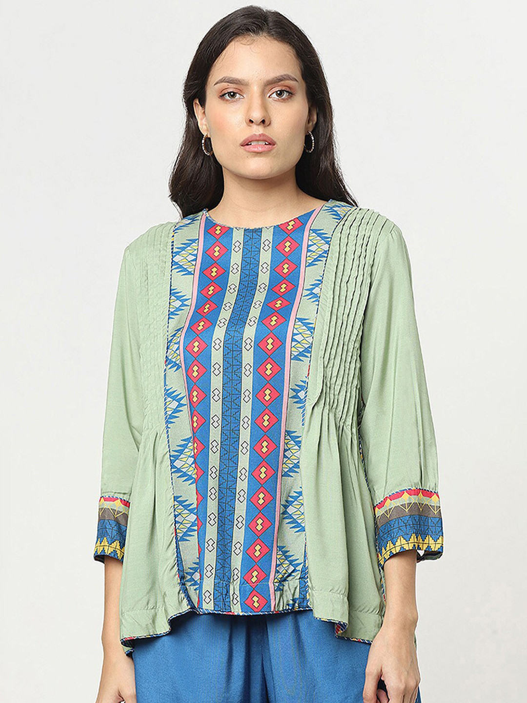 

Marigold Lane Geometric Printed Round Neck Top, Green