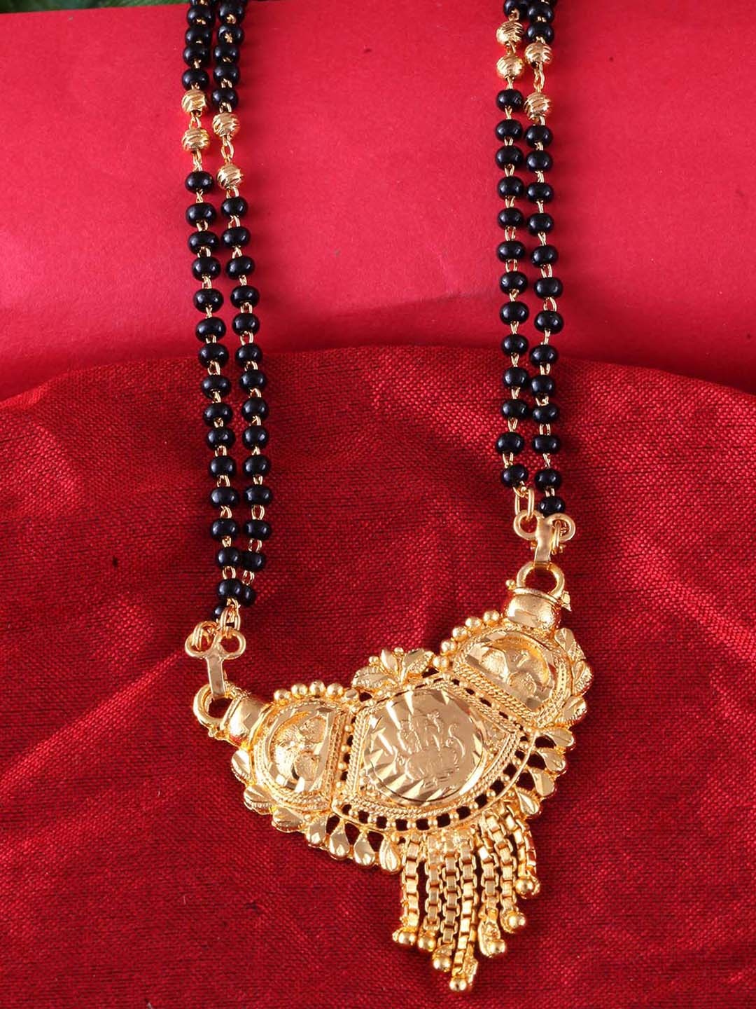 

MEENAZ Gold-Plated And Beaded Mangalsutra