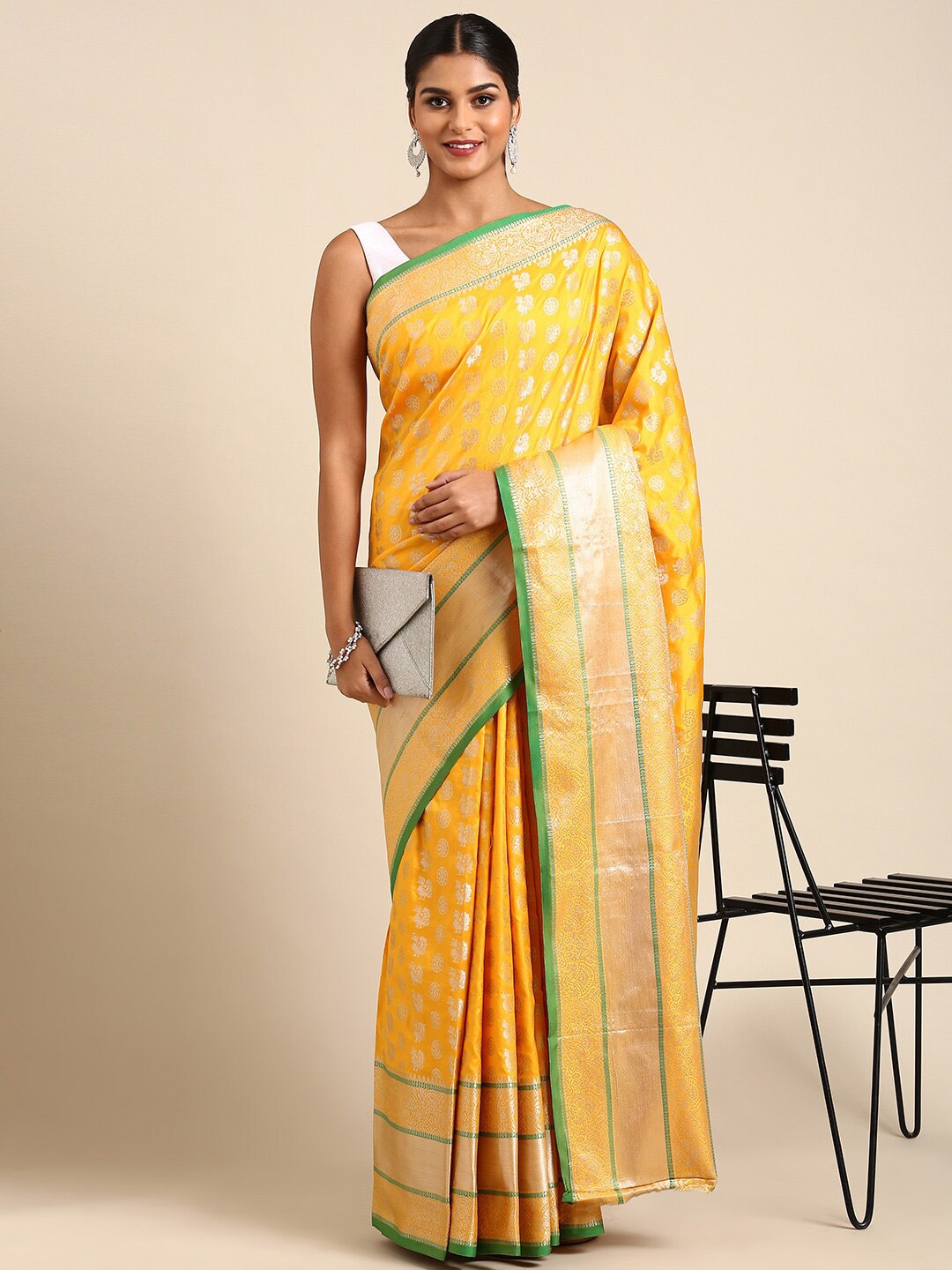 

AVANTIKA FASHION Ethnic Motif Woven Design Zari Pure Silk Kanjeevaram Saree, Yellow