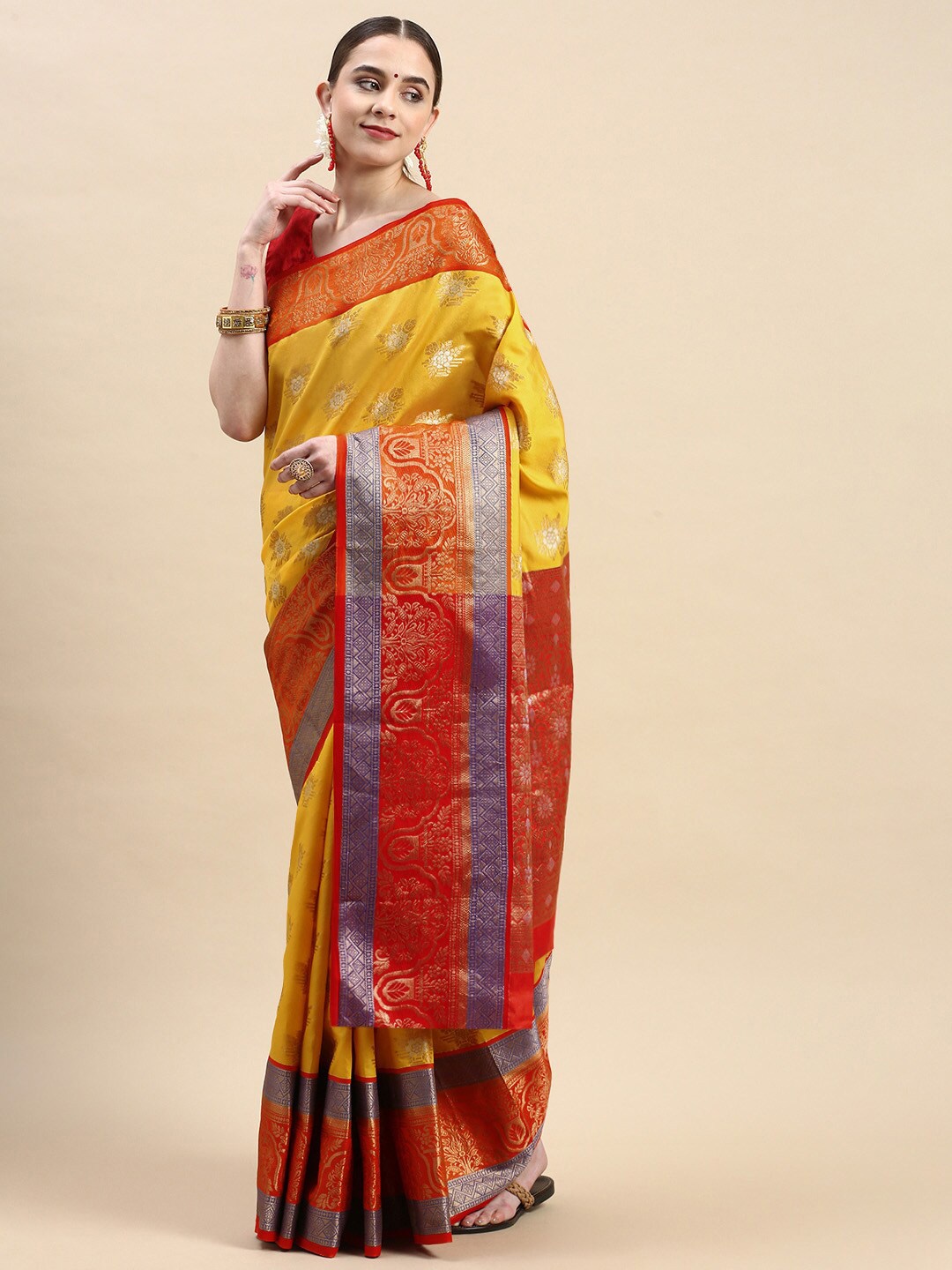 

AVANTIKA FASHION Floral Woven Design Zari Pure Silk Kanjeevaram Saree, Yellow