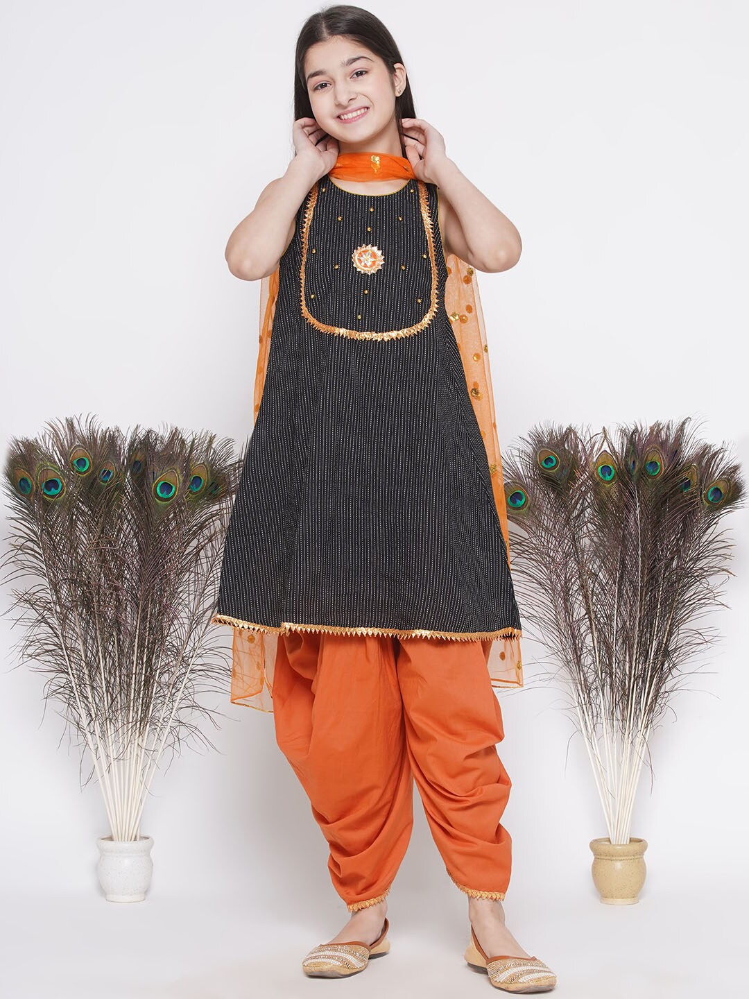 

Little Bansi Girls Striped Yoke Design Gotta Patti Pure Cotton Kurta With Salwar & Dupatta, Black