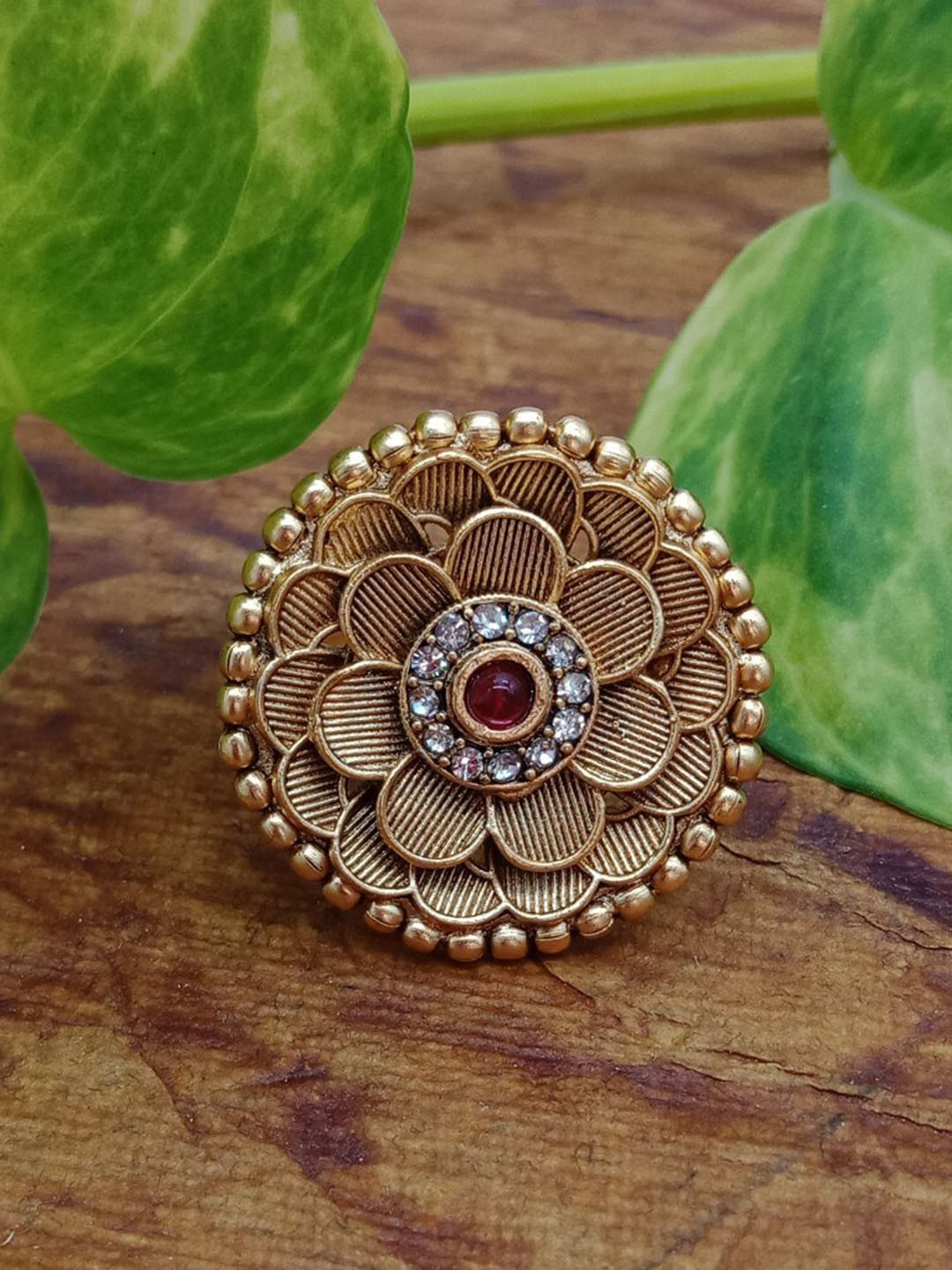 

AASHISH IMITATION Copper-Plated Kundan & Ruby Studded Antique Finger Ring