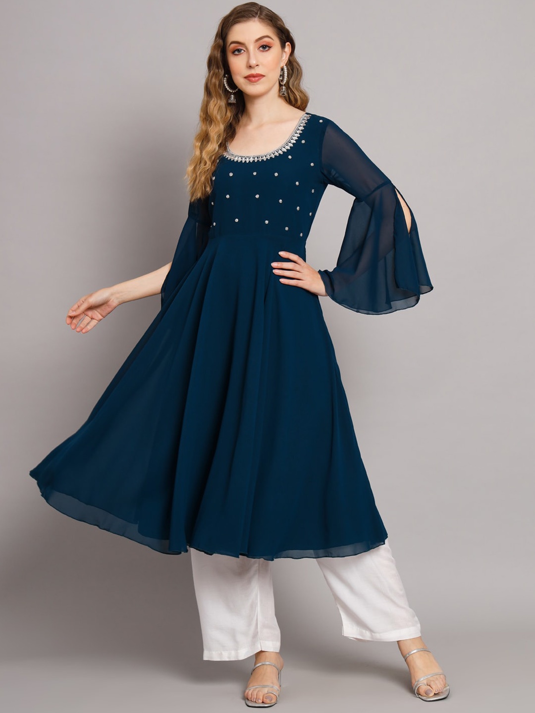 

Poshak Hub Embroidered Thread Work Scoop Neck Bell Sleeves Anarkali Kurta, Teal