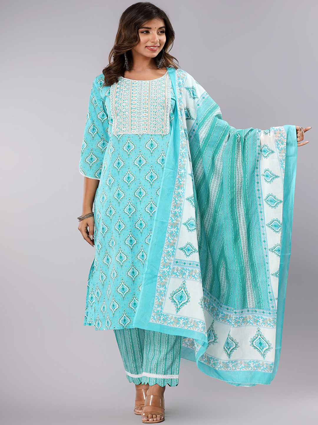 

gvs shoppe Floral Printed Regular Pure Cotton Kurta with Trousers & With Dupatta, Blue