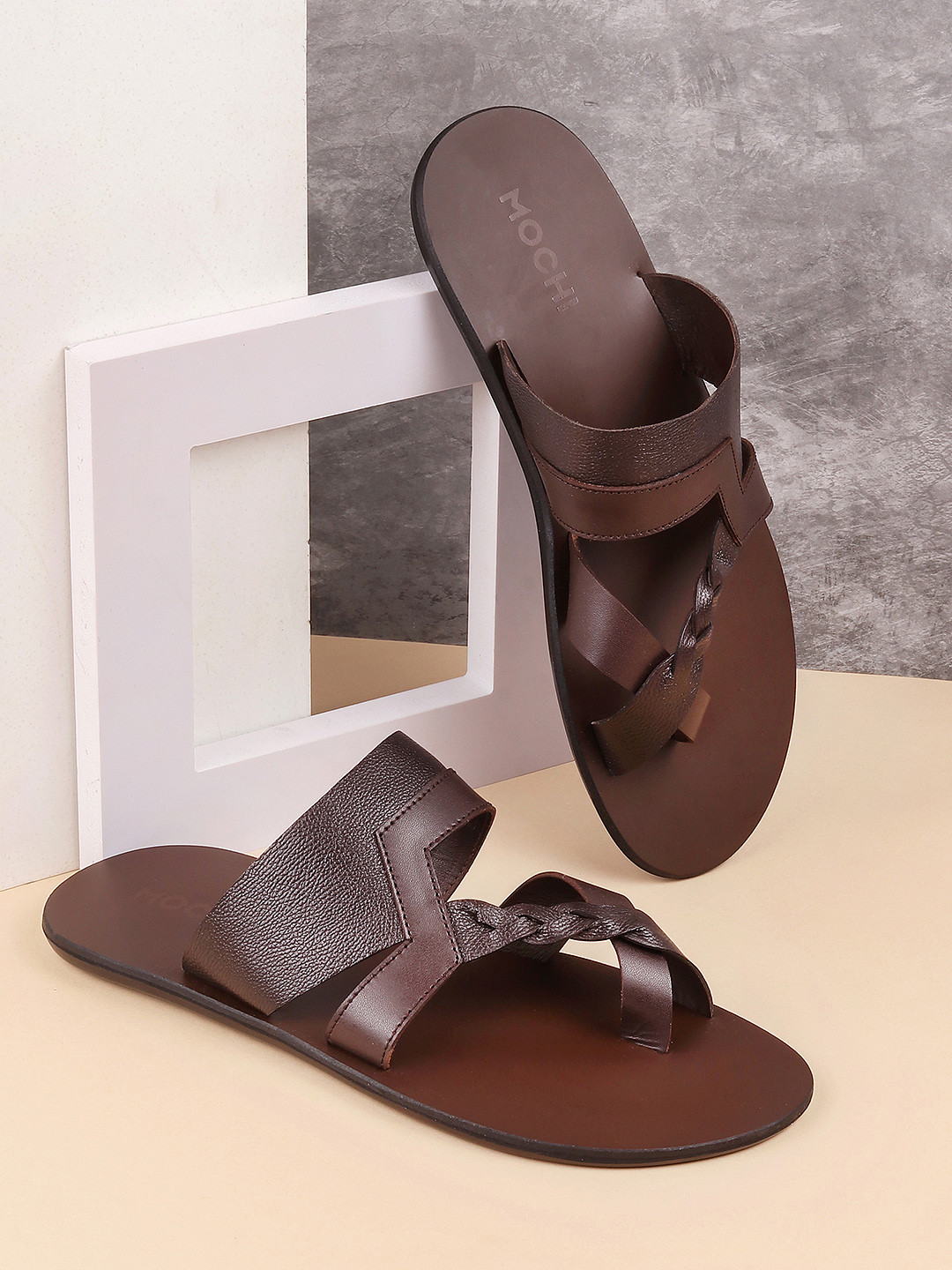 

Mochi Men Leather Comfort Sandals, Brown