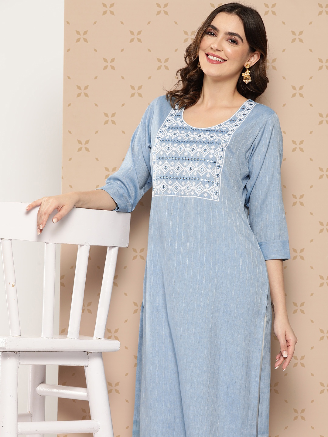 

ZOLA Geometric Embroidered Kurta, Blue