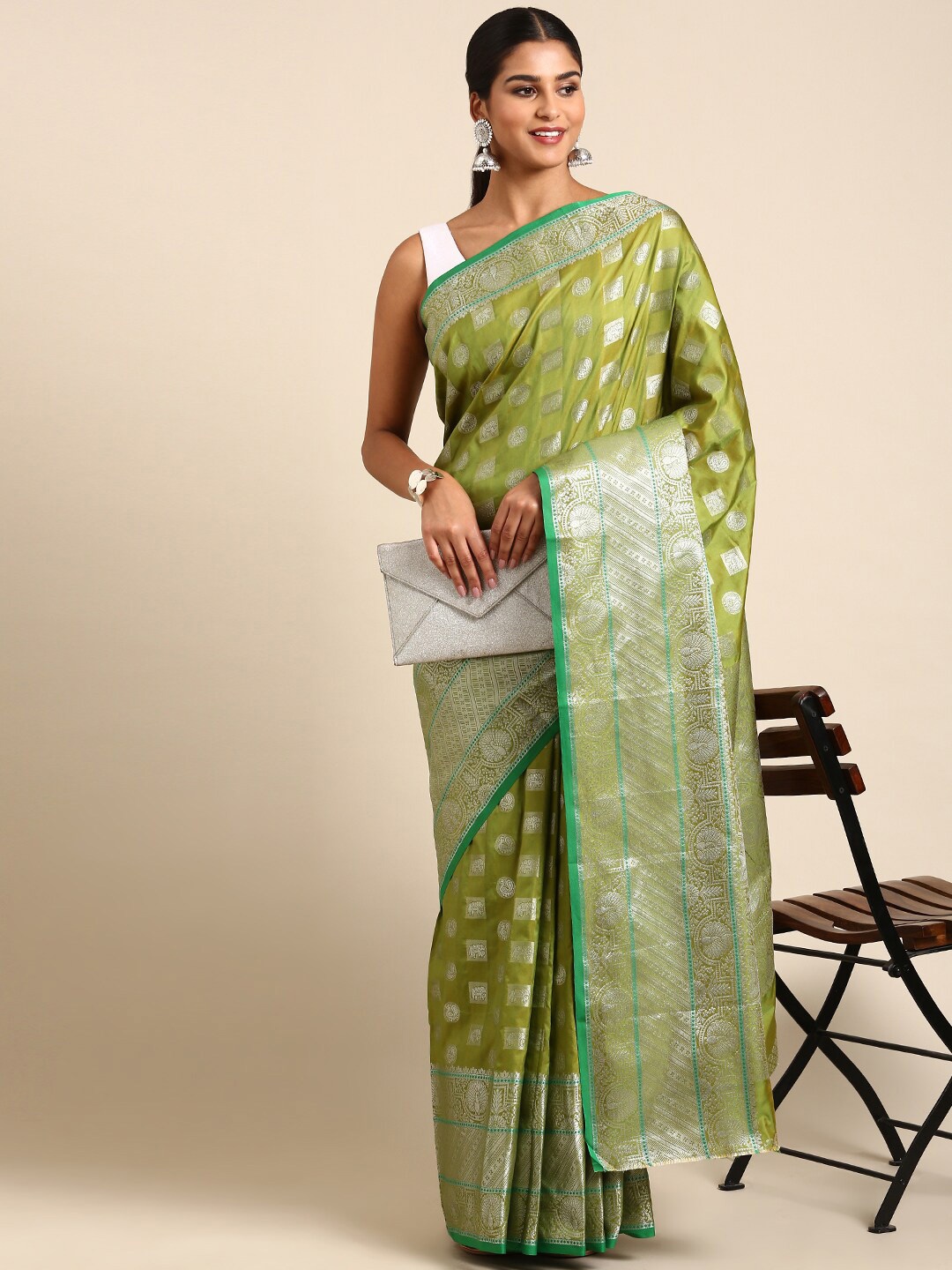 

AVANTIKA FASHION Ethnic Woven Design Zari Pure Silk Kanjeevaram Saree, Fluorescent green