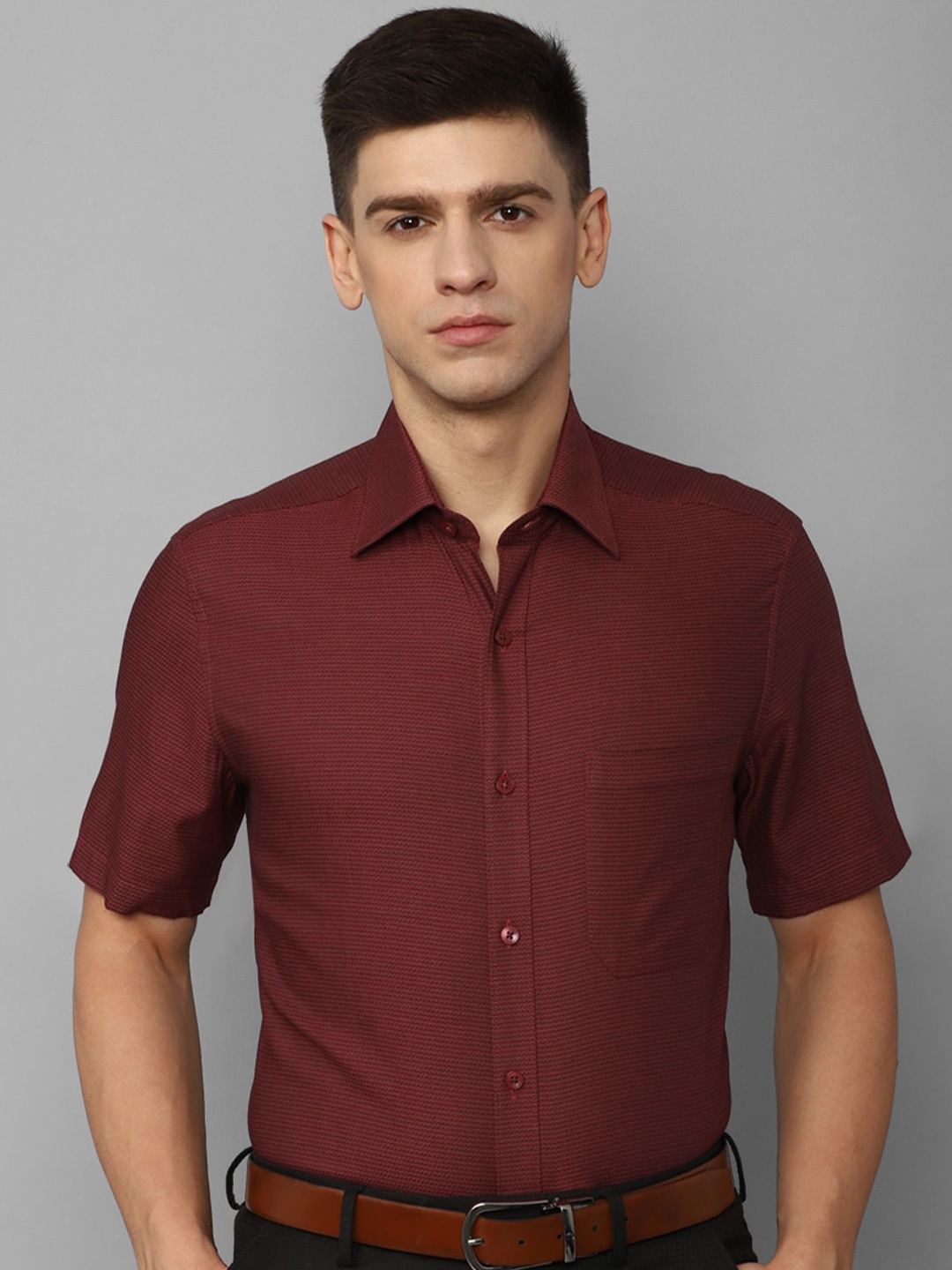 

Louis Philippe Spread Collar Pure Cotton Formal Shirt, Maroon