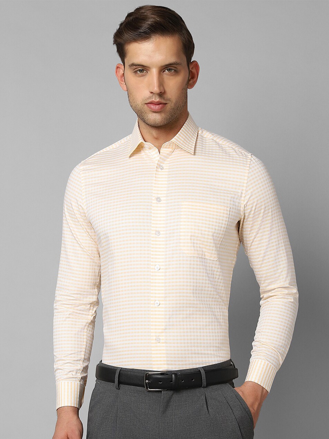 

Louis Philippe Horizontal Striped Spread Collar Pure Cotton Slim Fit Formal Shirt, Cream