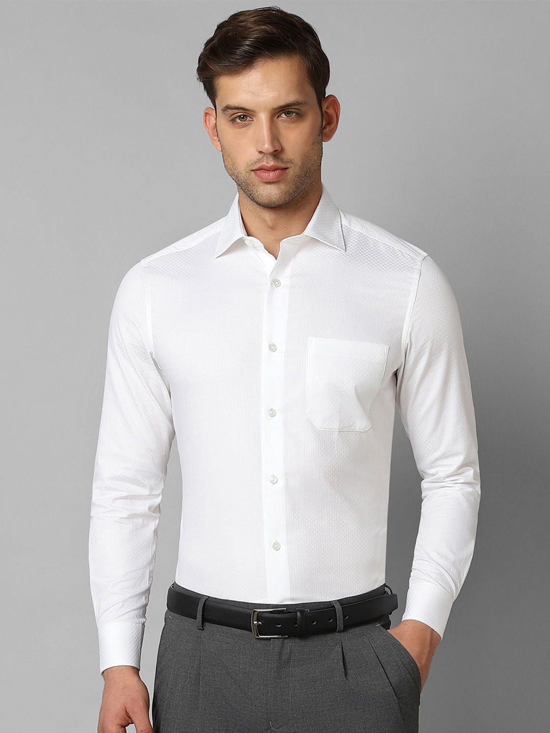 

Louis Philippe Spread Collar Casual Pure Cotton Shirt, White