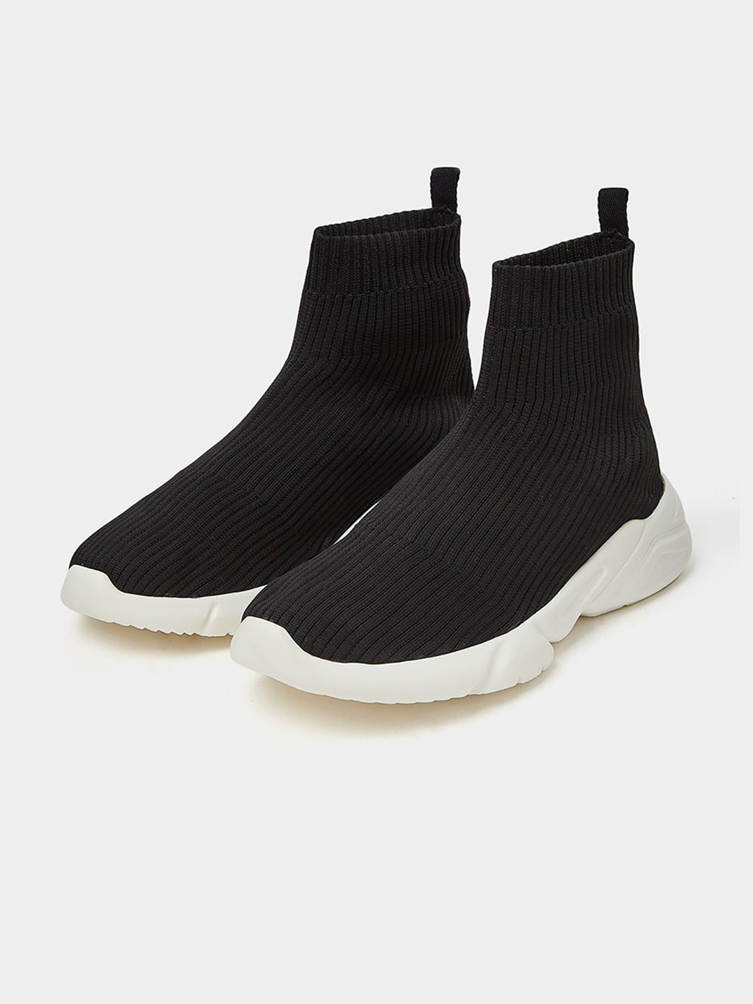 

Styli Men Black Woven Design High-Top Slip-On Sneakers