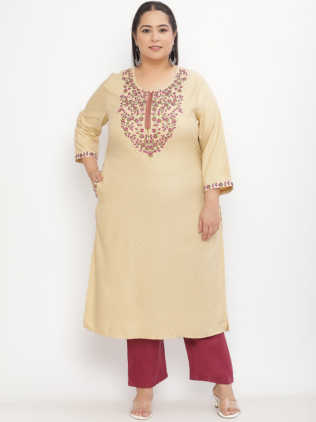 

Sringam Plus Size Ethnic Motifs Embroidered Kurta, Cream
