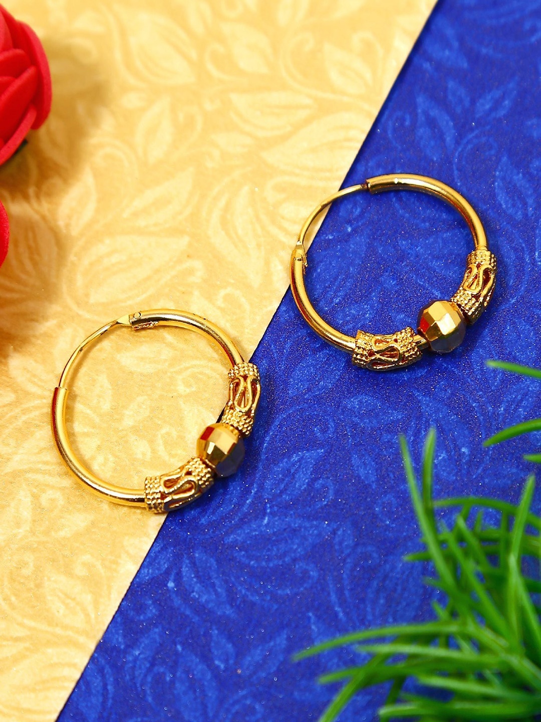 

Crunchy Fashion Gold-Plated Contemporary Hoop Earrings