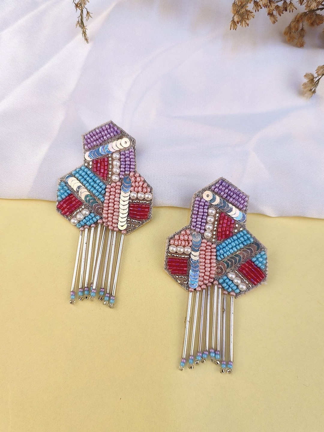 

Crunchy Fashion Beaded Contemporary Studs, Blue