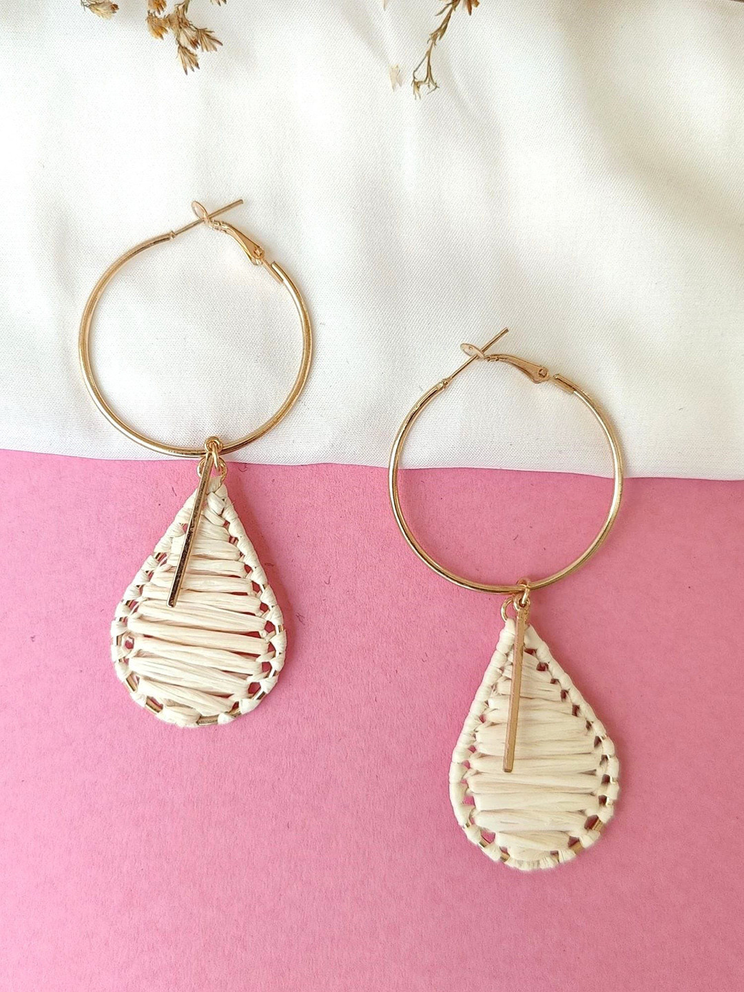 

Crunchy Fashion Contemporary Hoop Earrings, Gold
