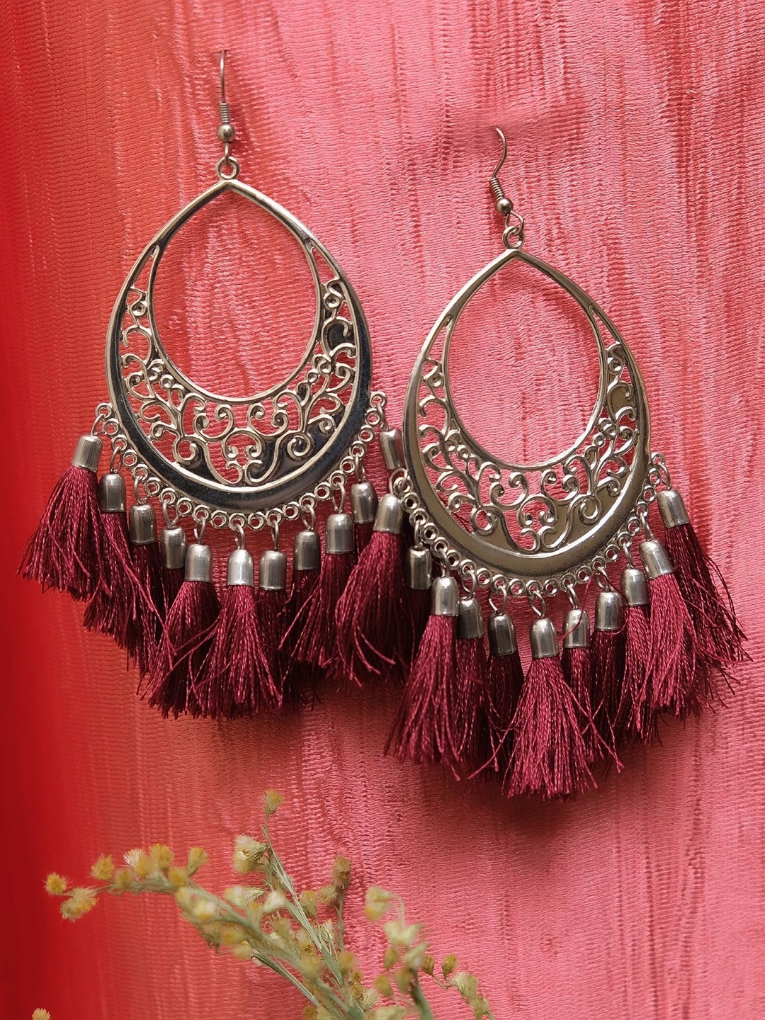 

Crunchy Fashion Silver-Plated Contemporary Drop Earrings