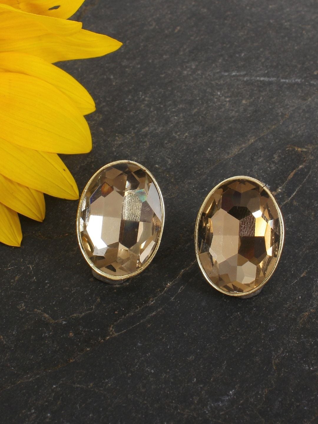 

Crunchy Fashion Gold-Toned Contemporary Studs Earrings