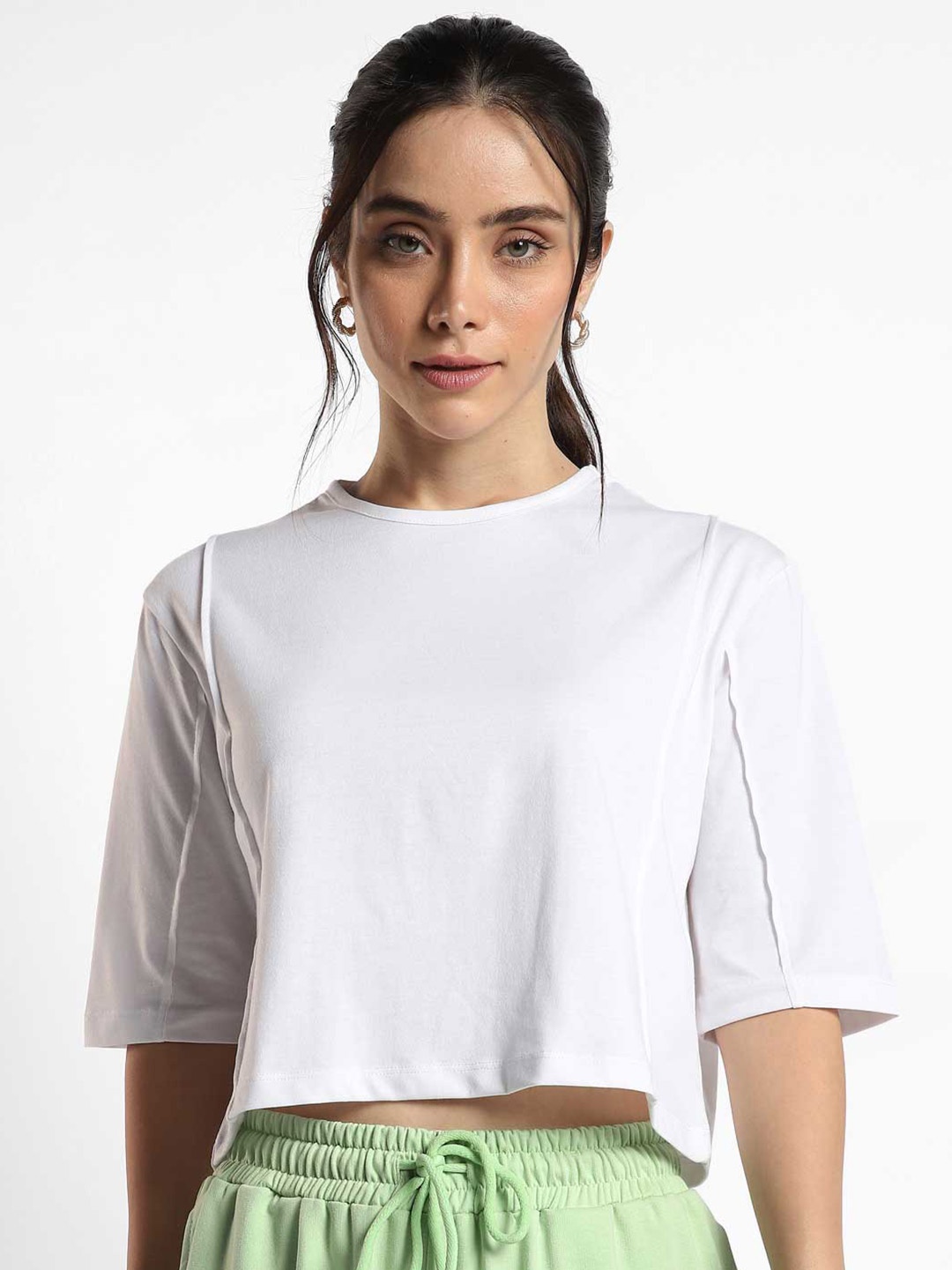 

NOBERO Round Neck Crop T-shirt, White