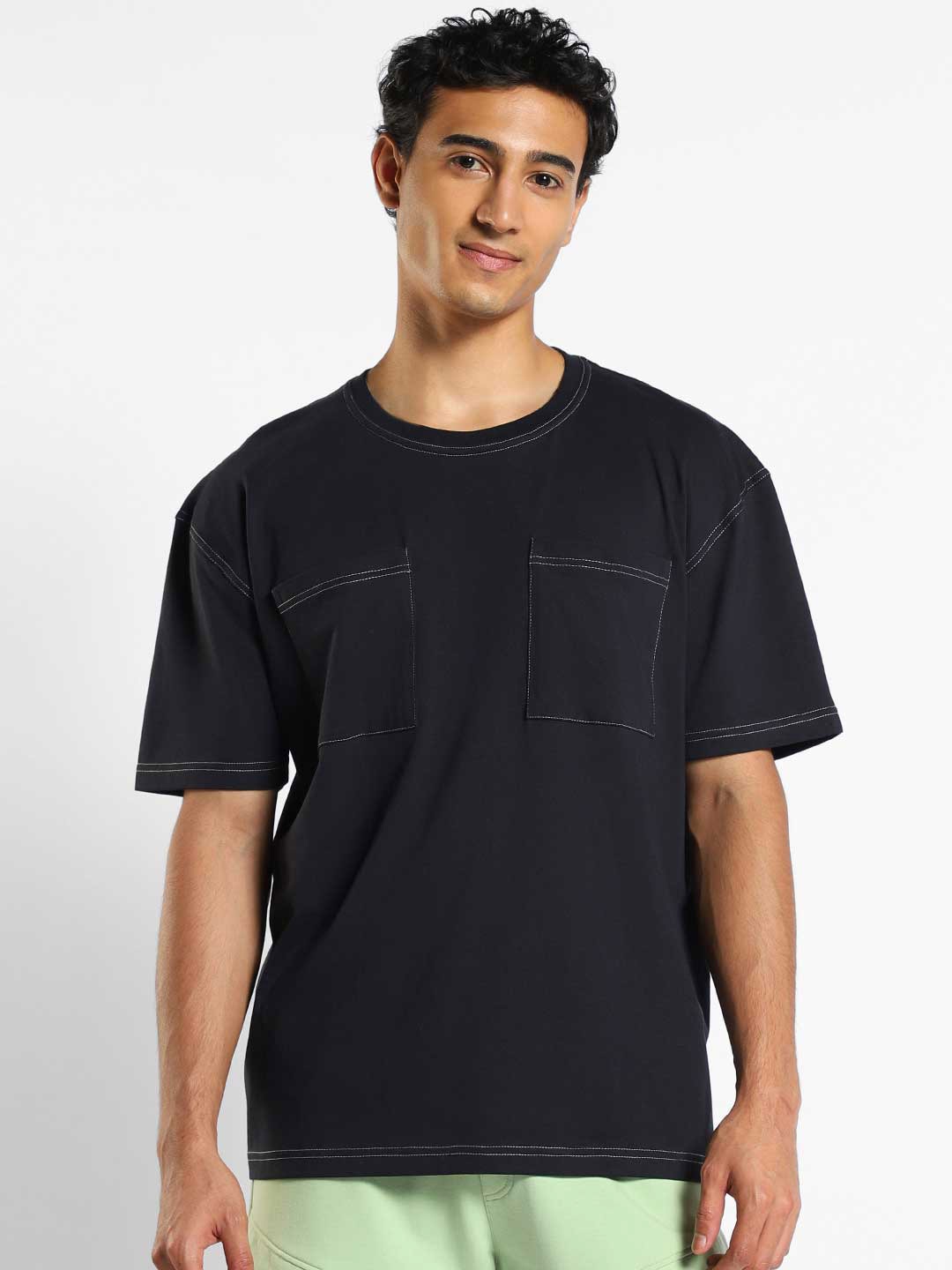 

NOBERO Round Neck Cotton T-Shirt, Black