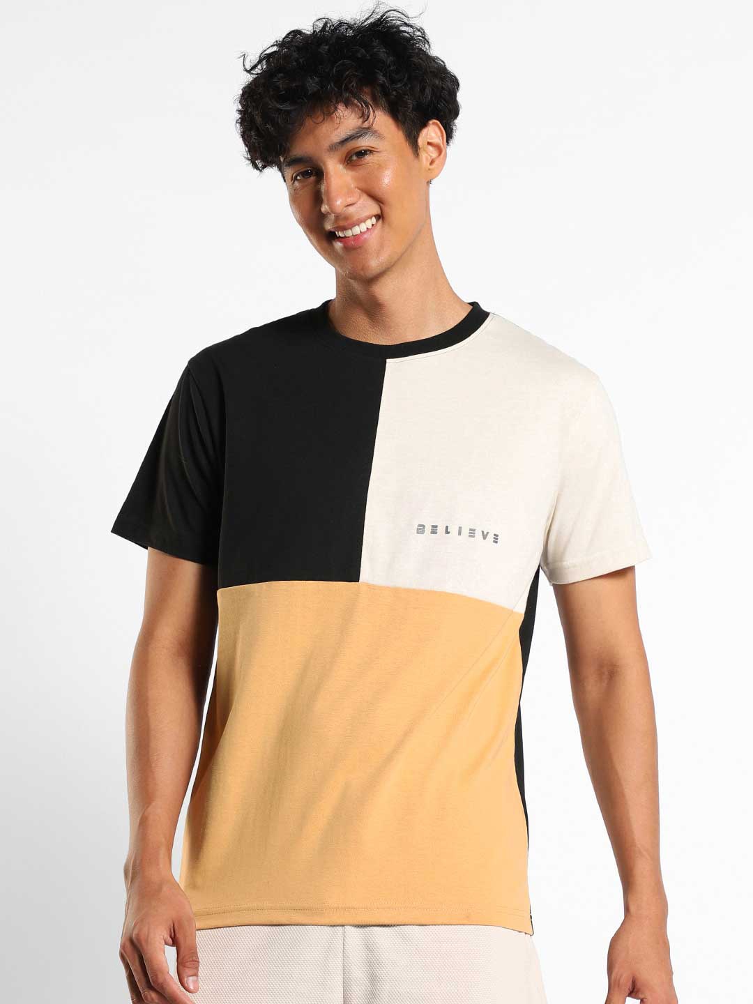 

NOBERO Colourblocked Cotton T-Shirt, Black