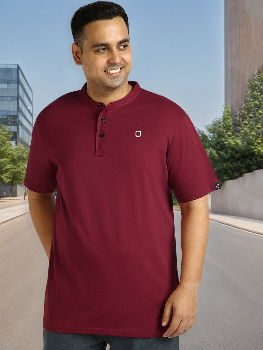 

Urbano Plus Mandarin Collar Pure Cotton T-shirt, Maroon