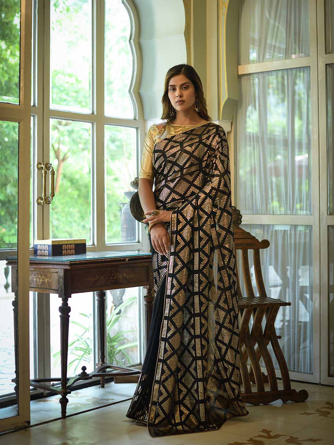 

Mitera Black & Gold-Toned Embellished Sequinned Poly Georgette Saree