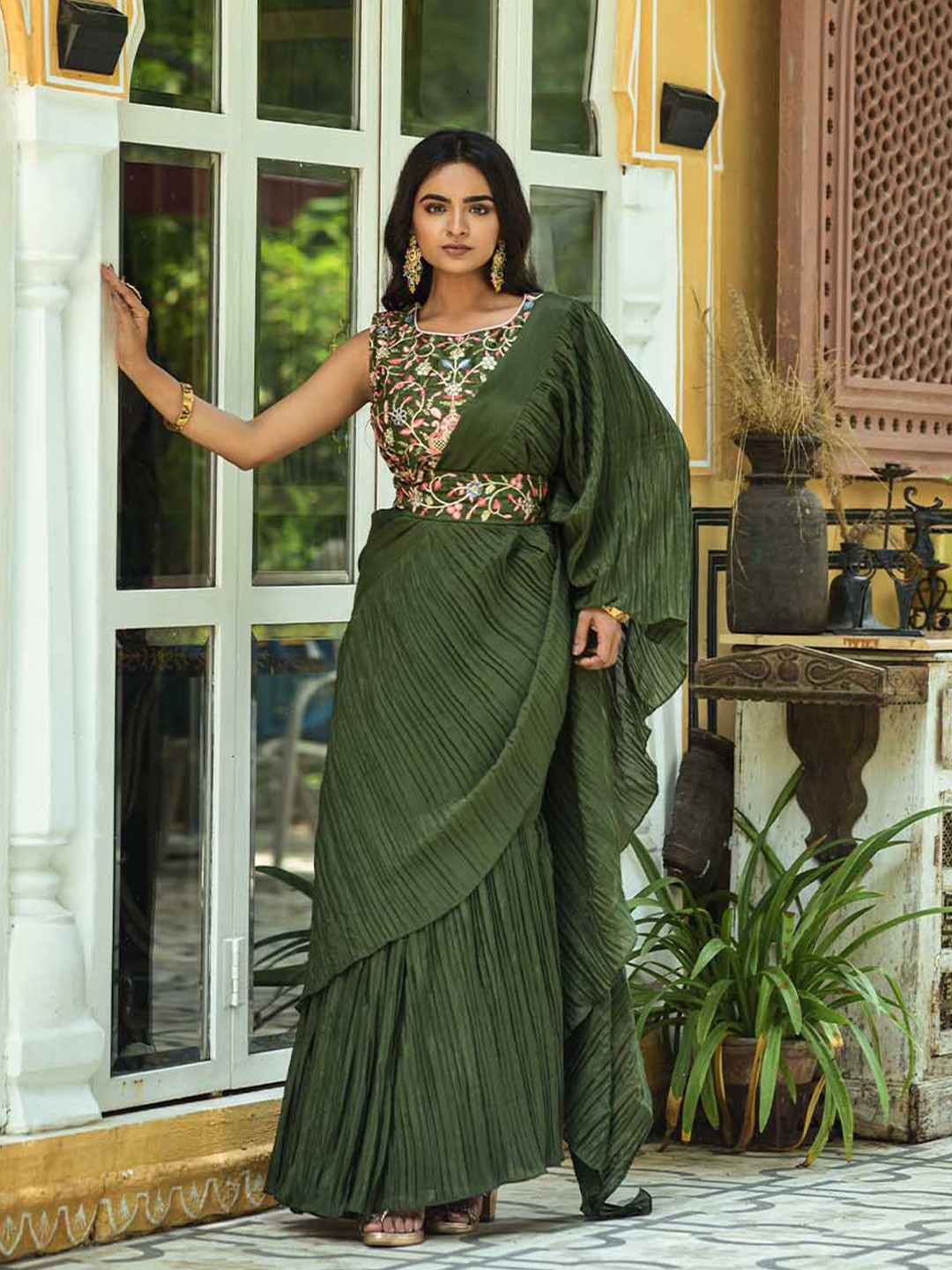 

Mitera Green Poly Chiffon Saree