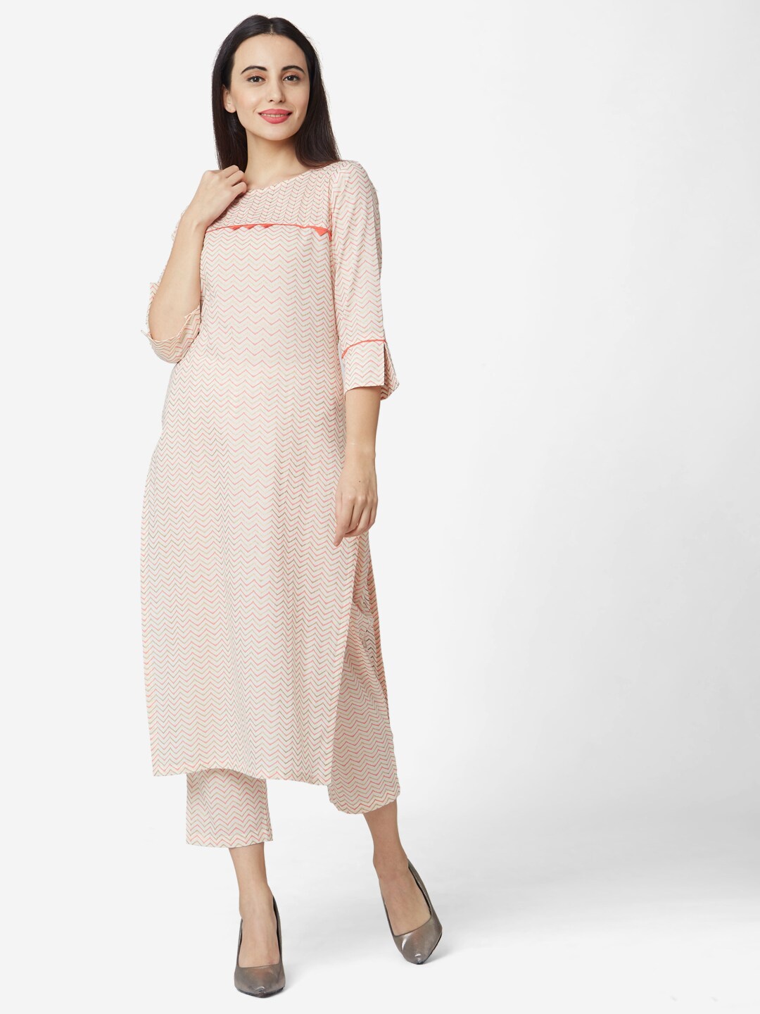 

Saanjh Cream-Coloured Printed Regular Pure Cotton Kurta with Trousers