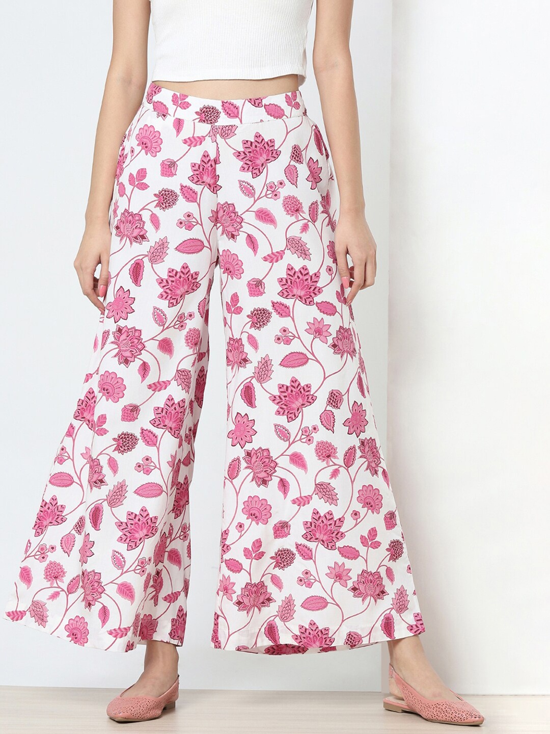 

Marigold Lane Floral Printed Wide Leg Palazzos, Pink