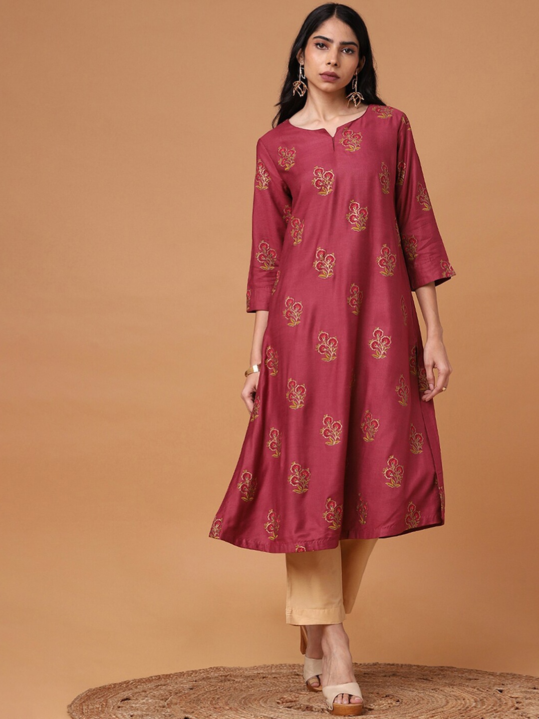 

Marigold Lane Ethnic Motifs Printed Notched Neck Kurta, Maroon