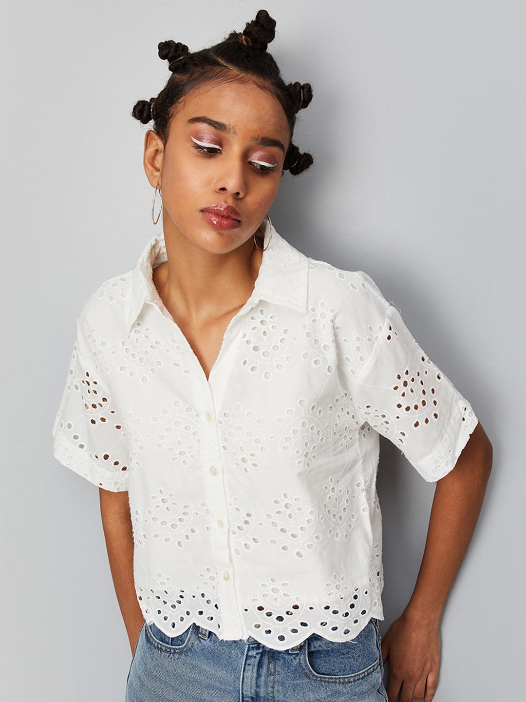 

max Spread Collar Casual Schiffli Shirt, White