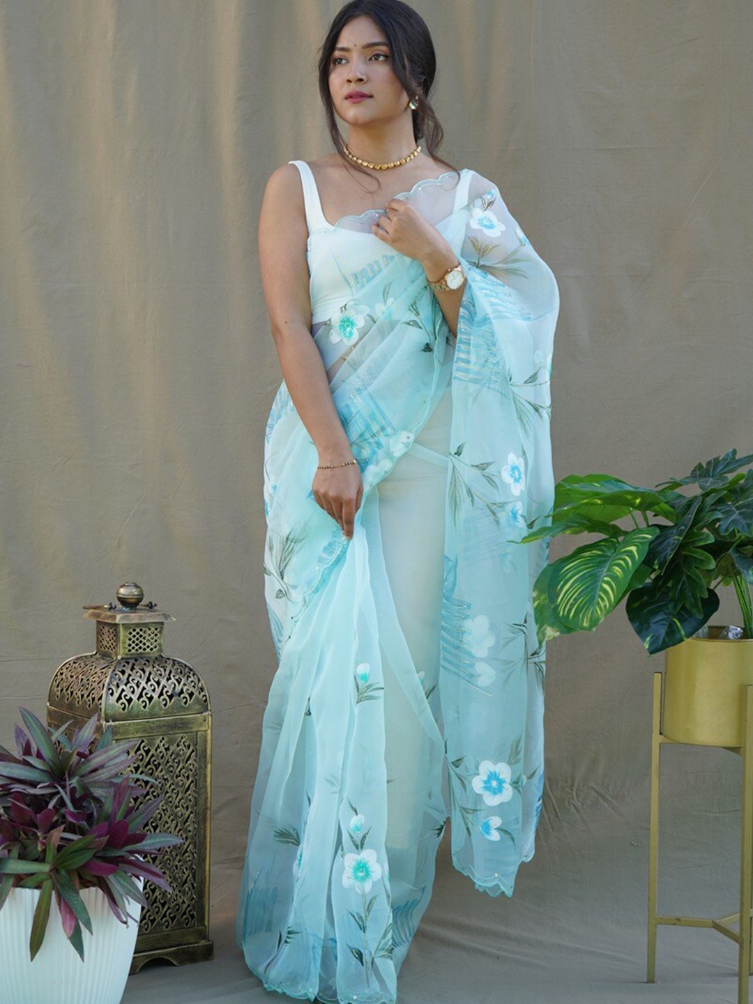 

Atulyam Tex World Floral Organza Saree, Turquoise blue