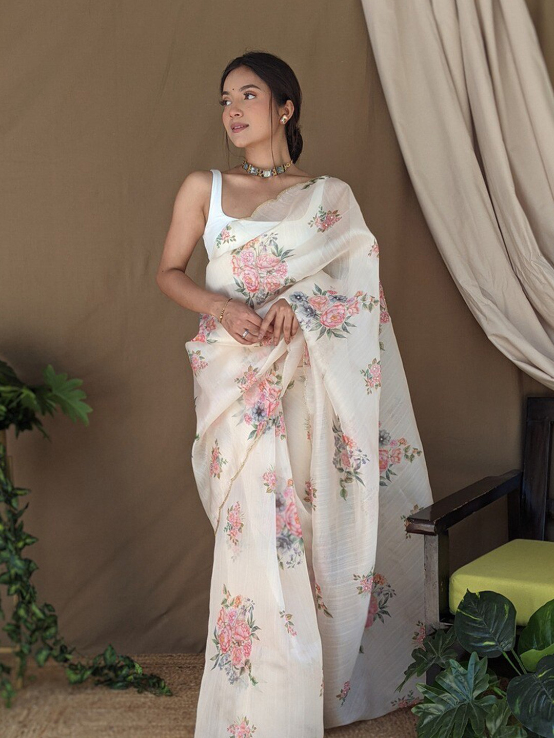 

Atulyam Tex World Floral Beads and Stones Pure Cotton Saree, Beige