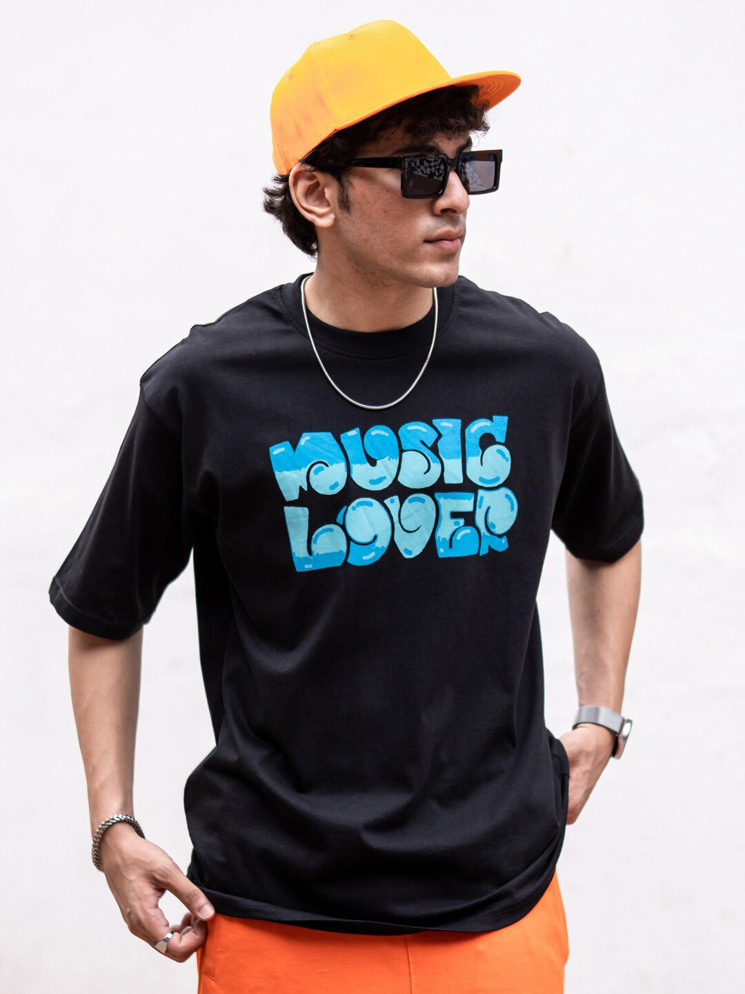 

Powerlook Graphic Printed Loose Cotton T-Shirt, Black
