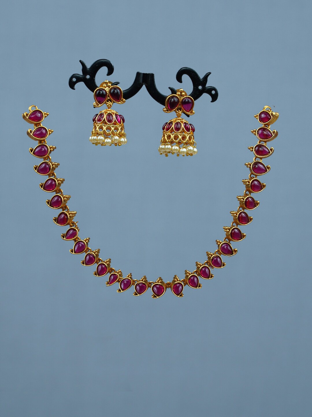 

Diksha collection Gold-Plated Stone-Studded JewellerySet