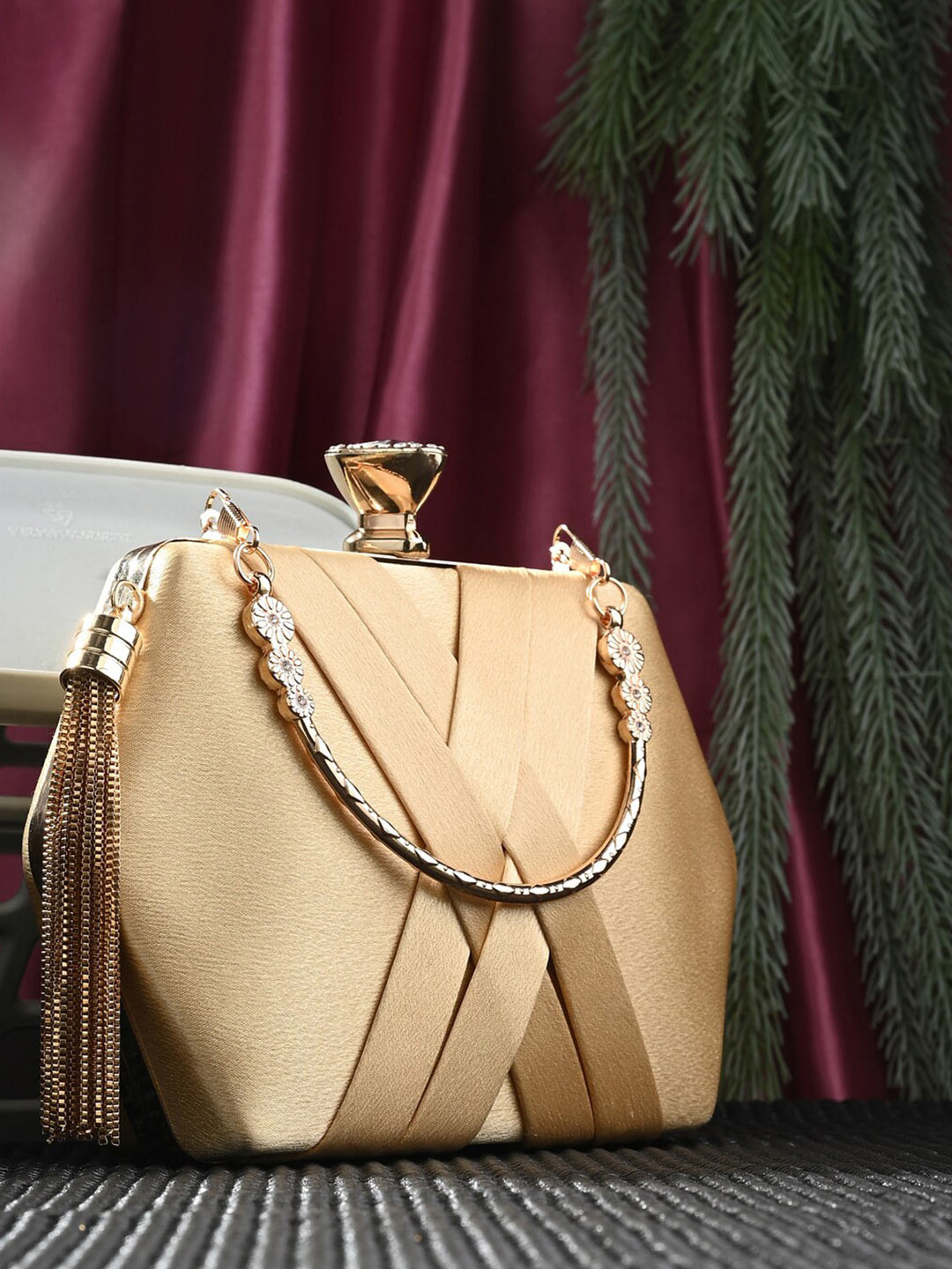 

Toobacraft Embellished Box Clutch, Gold