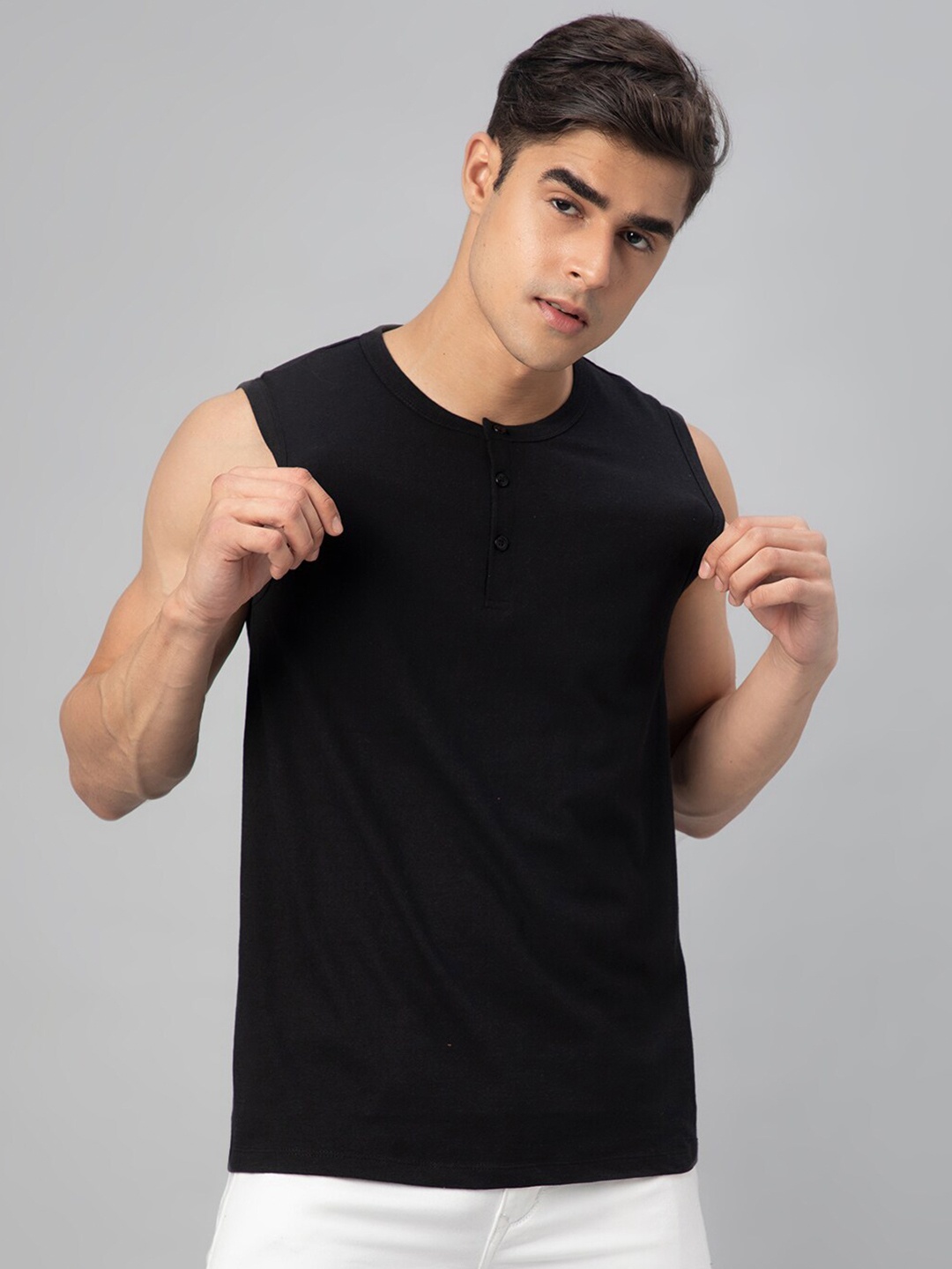 

FTX Henley Neck Sleeveless T-shirt, Black