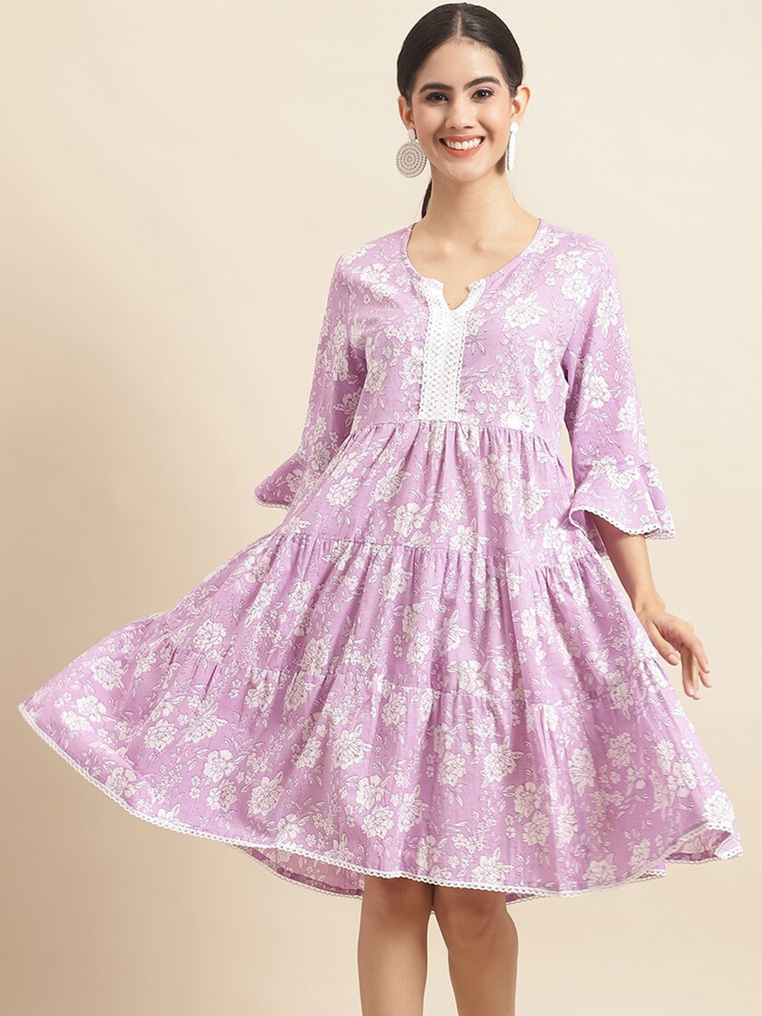 

Sangria Lavender Floral Print Bell Sleeve Fit & Flared Dress