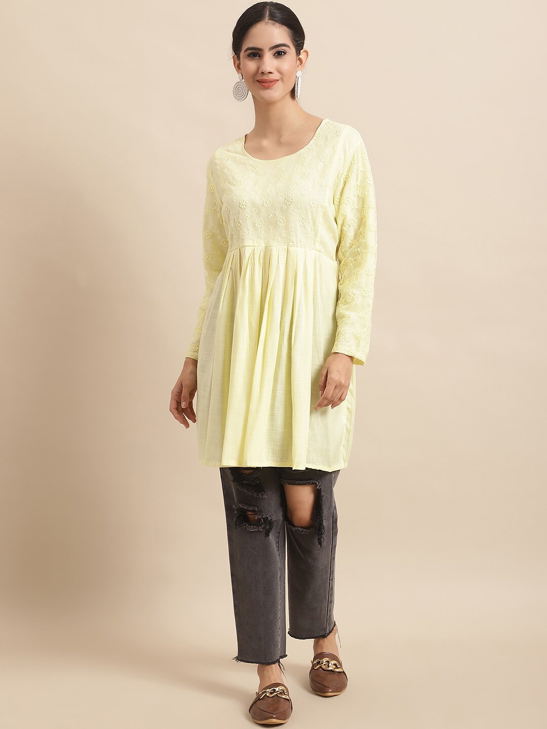 

Sangria Floral Embroidered A-Line Kurta, Yellow